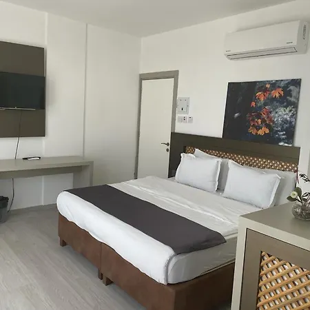 Alya Aparthotel